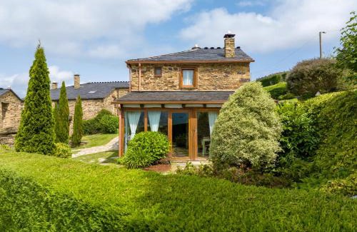 Aldeguer House | Complejo Rural Lar de Vies