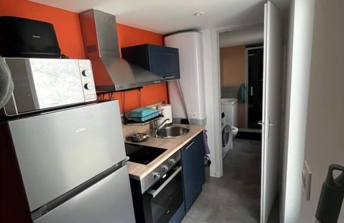 Valenciennes Apartment | Complete building sleeps 8-12