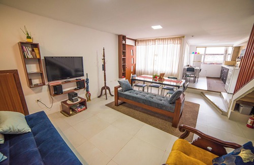 Banos de Agua Santa Apartment | COMPLETE LOFT IN THE CENTER OF BAÑOS
