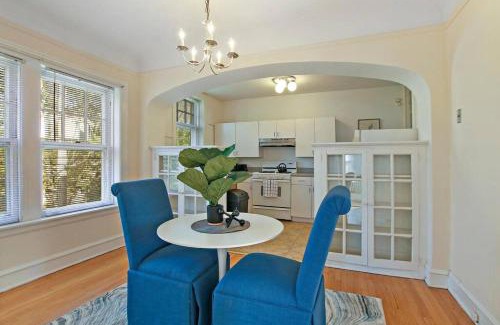 Skokie Apartment | Complete & Polshed 1-Bedroom Chicago Apt - Elm D2