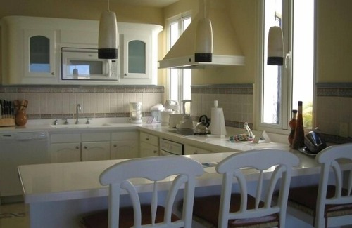 Cerritos Villa | Complete Villa with private pool ! Available April 1st - 16th