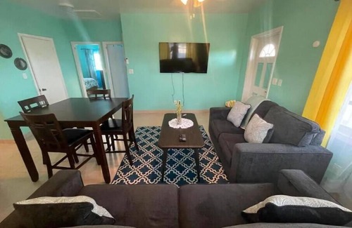 Rokers Point Apartment | Complete Villa Down stairs, 2 Bedroom