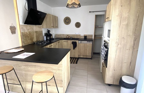 Allez-et-Cazeneuve House | Completely renovated country house with air conditioning and garden