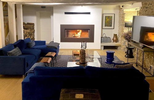 Soulages-Bonneval House | Completely renovated old house 5km from Laguiole