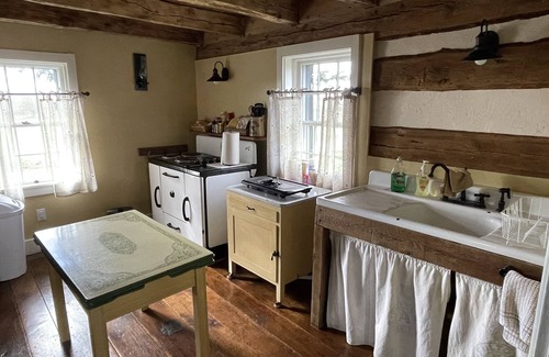 Refton Cottage | COMPLETELY RESTORED 1700's HOME SURROUNDED BY FARMLAND