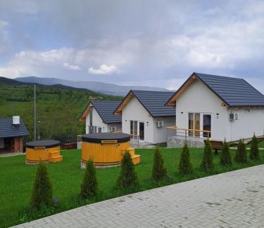 Baltatesti House | Complex Turistic Padurea Mare
