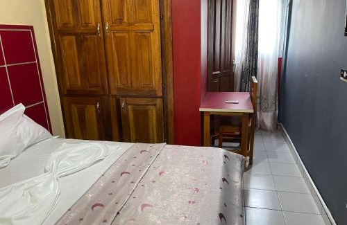 Douala Hotel | Complexe Meublé PEPON