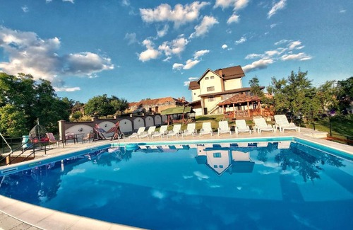 Novaci House | Conacul lui Bulică