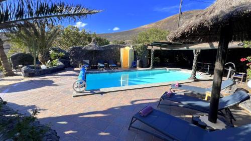 La Asomada House | CONCHA - Sonnenbett, Sauna, traumhafter Meerblick, beheizter Pool, Billiard, Tischtennis