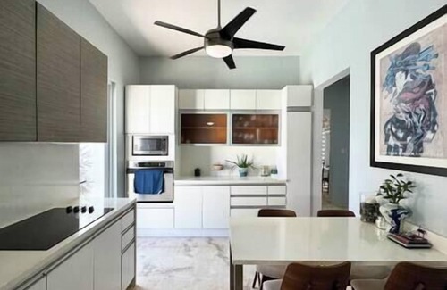Santurce House | Condado Laguna Villa w/Pool 5 Bed 3 Bath - Generator