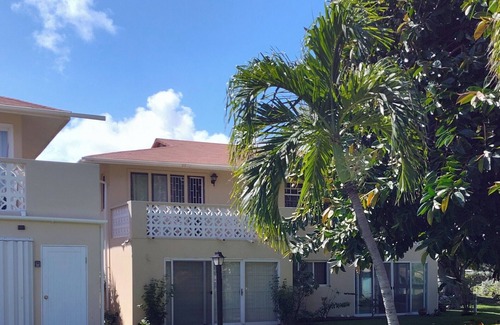 Kittian Village Condo | Condo - 2 beds with WiFi, AC, Pool and Oceanfront in charming Frigate Bay.