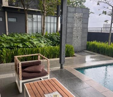 Pelabuhan Klang Apartment | condo for 4 pax at bayuemas klang