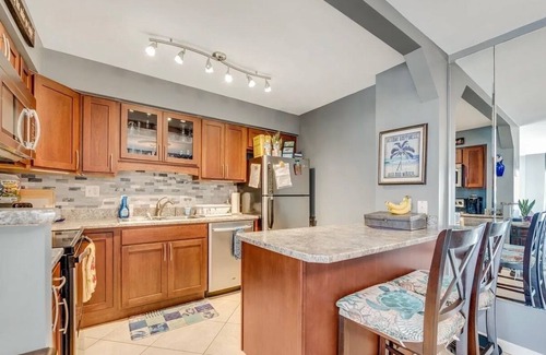Ortona Park Condo | Condo in Daytona Beach - 2 Bedroom, 2 Full Bath, Beach Views!