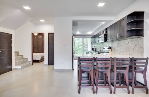 Villarreal House | Condo Jacarandas #15, Pool & Gated Security