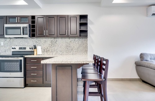 Villarreal House | Condo Jacarandas #15, Pool & Gated Security