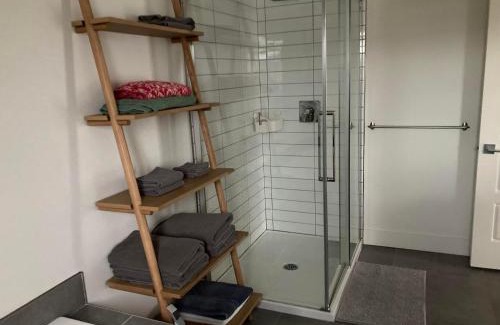 Saint-Romuald Apartment | Condo - La Suite