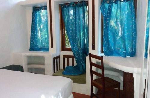 Lance aux Epines Bed & Breakfast | Condo Nautilo