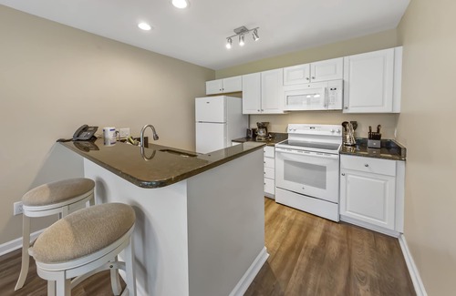 Fairfield Harbour Condo | Condo right on the Golf Course!