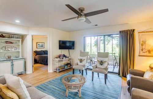 Sea Trail Apartment | Condo with Golf Course Views Less Than 1 Mi to Sunset Beach!