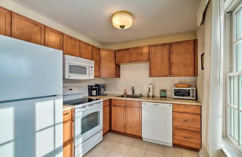 Windham Apartment | Condo with Loft 2 Mi to Windham Mountain Ski!