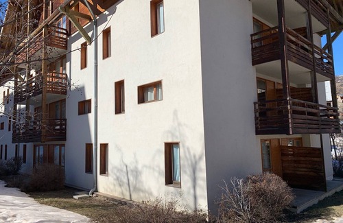 Valloire Apartment | Condominium apartment at the foot of the slopes and 800m from Valloire village