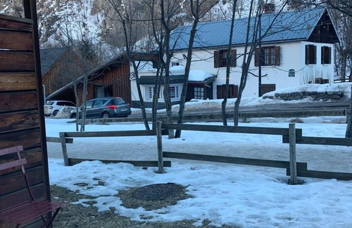 Valloire Apartment | Condominium apartment at the foot of the slopes and 800m from Valloire village