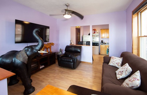 Brooklyn Apartment | CONEY ISLAND RESORT BEACH VACATION