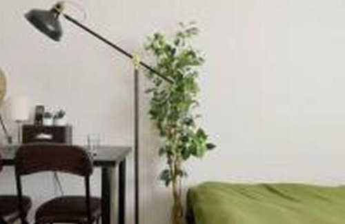 Nishi Apartment | Confidence Ron 802 コンフィデンスロン 802