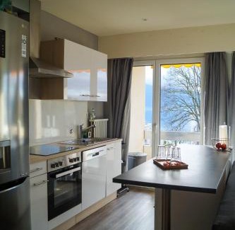 La Tour-de-Peilz Apartment | Confort, central & lac à pied