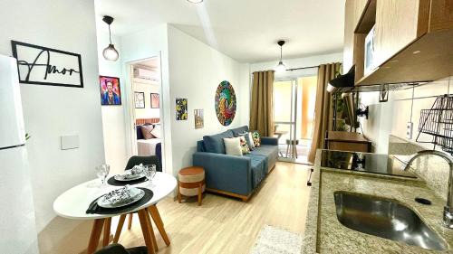 Liberdade Apartment | Conforto na Liberdade - AC e Quarto privativo
