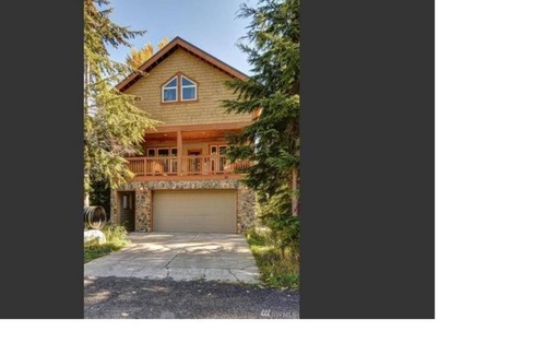 Snoqualmie Pass House | Conifer Cabin Vacation Rental at Snoqualmie Pass