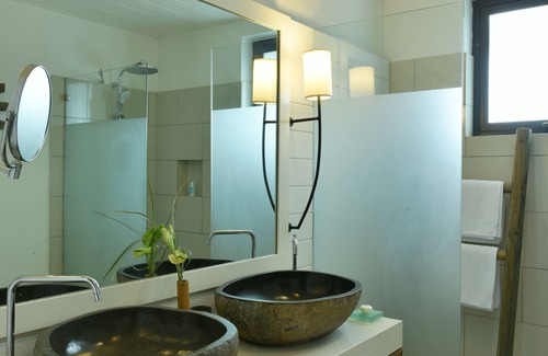 Trou aux Biches Hotel | Constance Sakoa Boutik