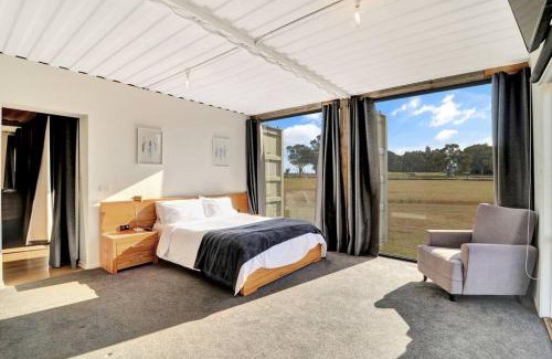 Mansfield House | Containers on Kidston