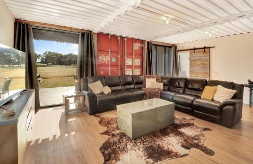Mansfield House | Containers on Kidston