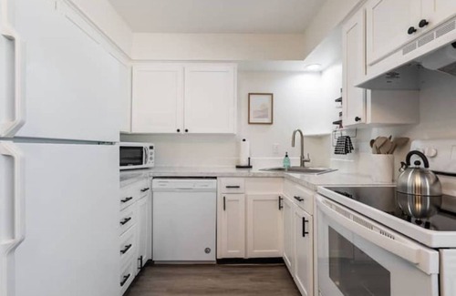 Richland Apartment | Contemporary 1 BR APT - 5 min walk to River