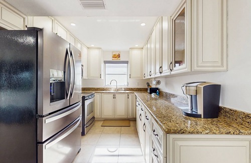 Naples Park House | Contemporary and cozy home with heated pool, central location, close to beaches