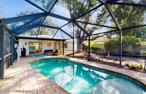Naples Park House | Contemporary and cozy home with heated pool, central location, close to beaches