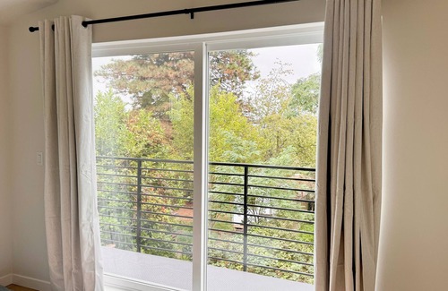 Greenwood House | Contemporary brand new 2-bedroom house in Greenwood area, Seattle with WiFi, AC