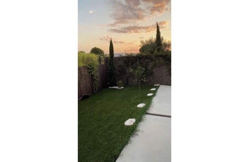 Bompas House | Contemporary house 10 minutes from the sea and 5 minutes from the town center.