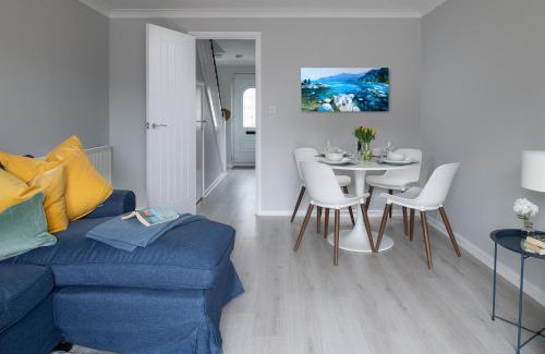 Crynant House | Contemporary House Llanelli