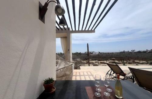 Todos Santos Villa | Contemporary house with pool near the beach