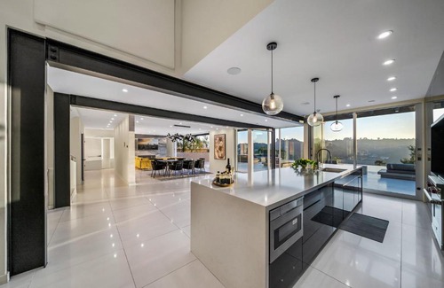 Hollywood Hills West Villa | Contemporary Modern Villa with Hills Views