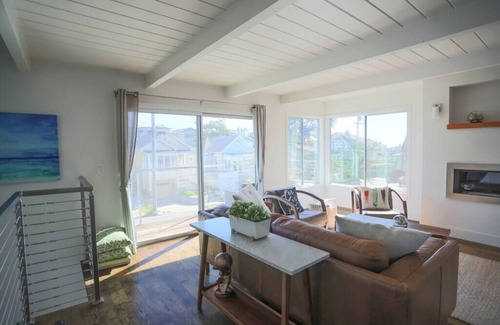 Seabright House | Contemporary Seabright Beach House