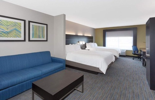 West Fairfax House | Continental and American breakfast options are available every morning !