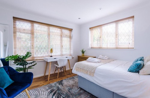 Nuneaton House | Contractors in nuneaton-6 bedroom house, parks 3
