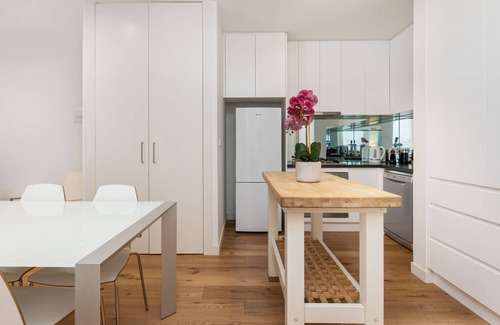 Carnegie Apartment | Convenience and Comfort in Carnegie