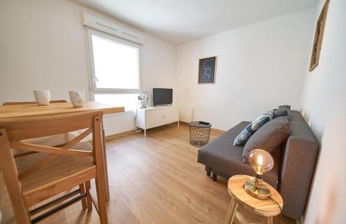 Villette - Maisons Neuves Apartment | Convenient and central studio Close to the metro and amenities