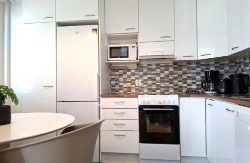 Tapiola Apartment | Convenient Apartment for 2 with Sauna