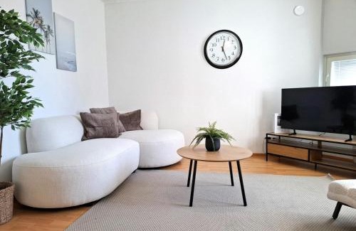 Tapiola Apartment | Convenient Apartment for 2 with Sauna