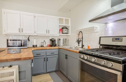 Fortson Cottage | Convenient Cottage Unit w/grill close to Hospitals, Restaurants and Ft Moore